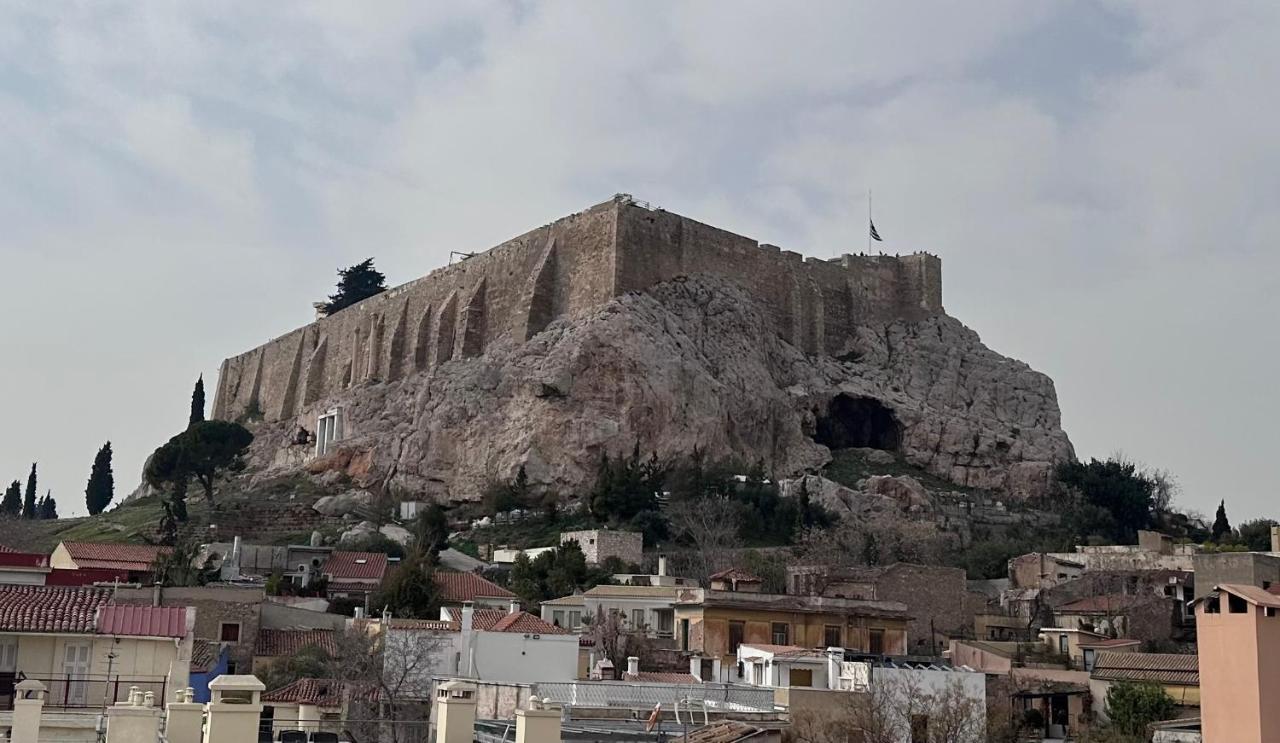 Plaka With Acropolis Rooftop View Access Αθήνα Εξωτερικό φωτογραφία